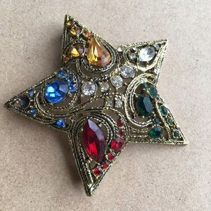 Vintage Brooch or Pendant